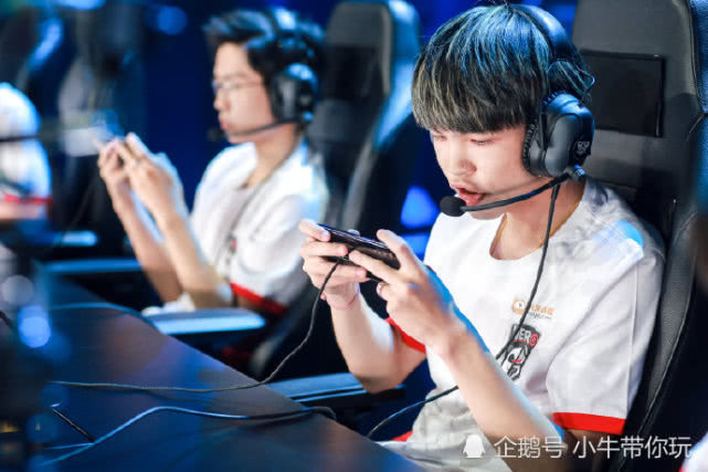 赏心悦目 赏心悦目