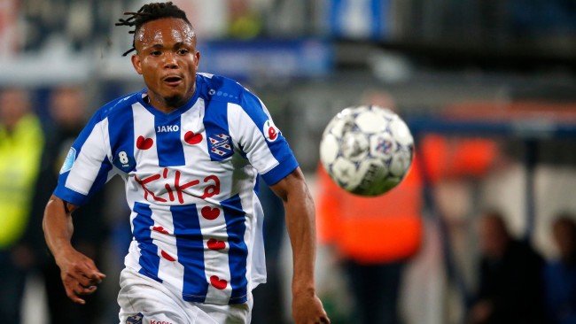 比赛中以1 比赛中以1