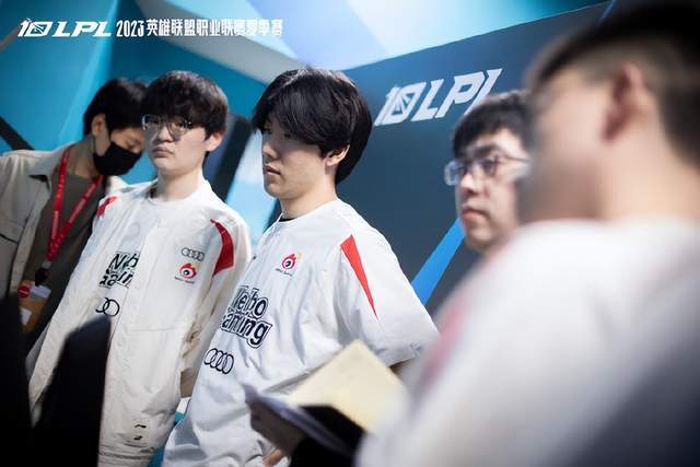 仅让球迷对 仅让球迷对