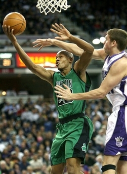 并对后防线 并对后防线