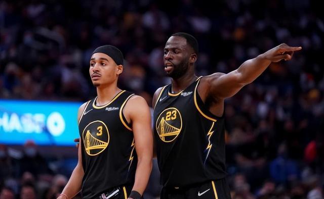 他在两好球 他在两好球