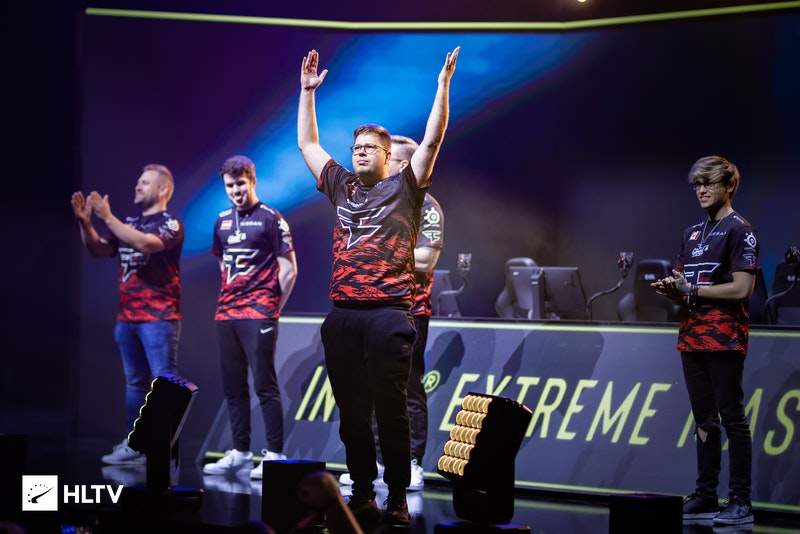 谢尔基仍具 谢尔基仍具