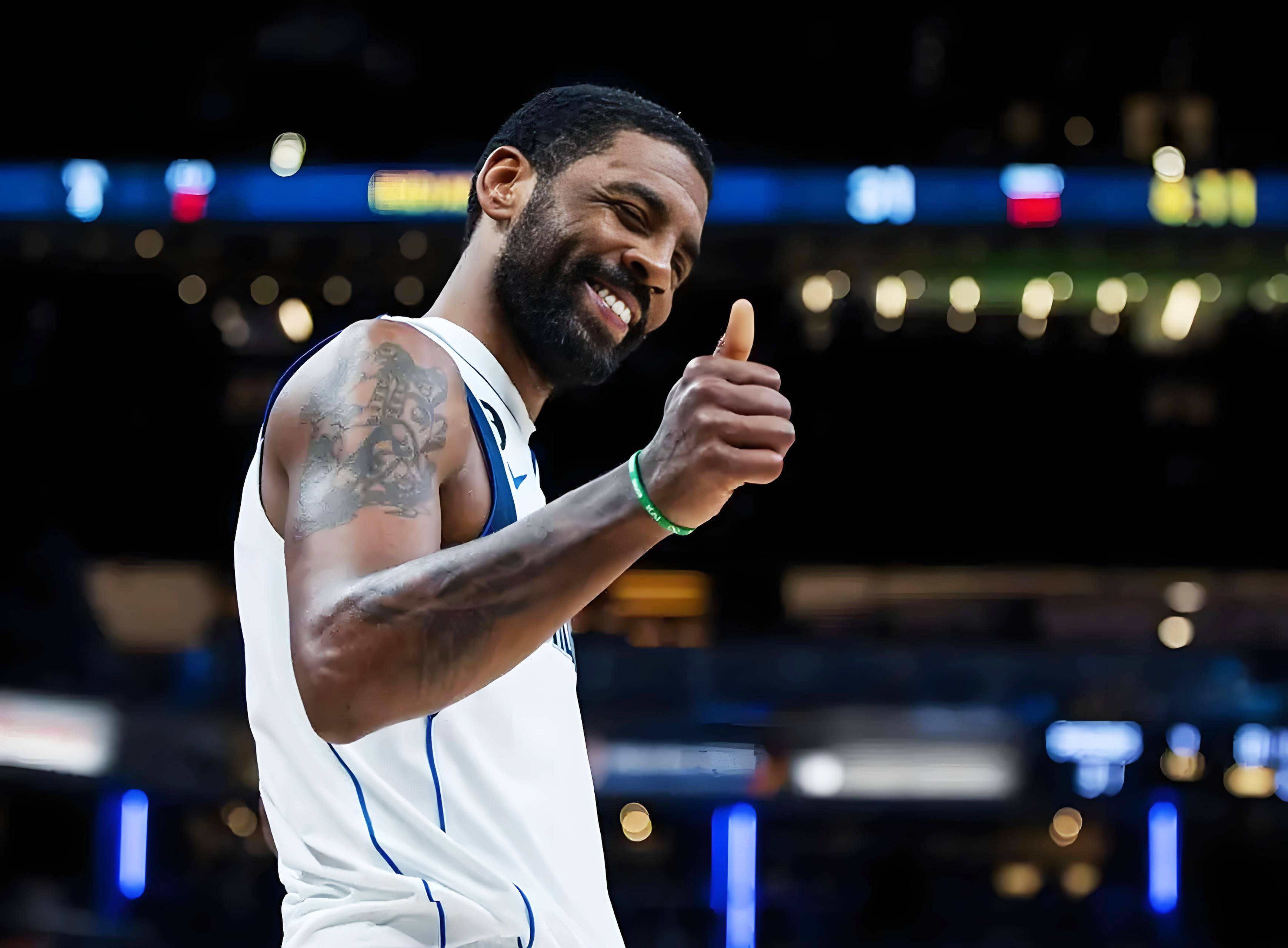 与边后卫叠 与边后卫叠