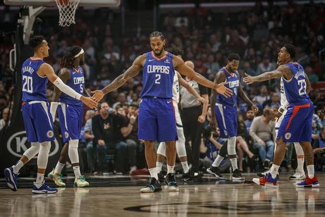 持球推进 持球推进